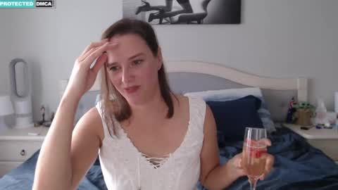 Stacey online show from April 6, 4:46 am