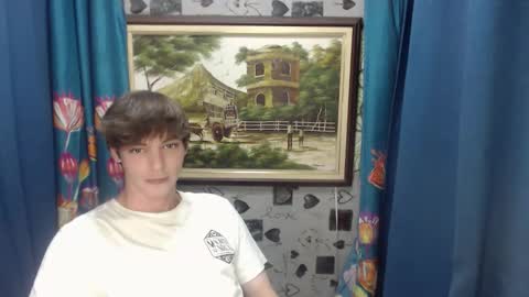 blueeyedboyisasia online show from June 1, 4:36 am