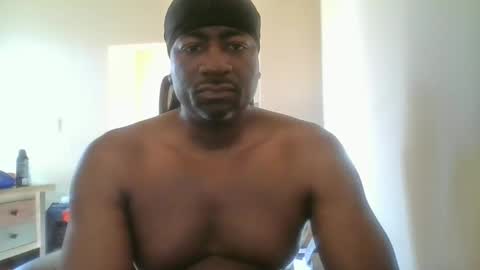 Snapshot of bluuthunder1914 chatting on December 21, 3:20 pm bluuthunder1914 online show from December 21, 3:20 pm