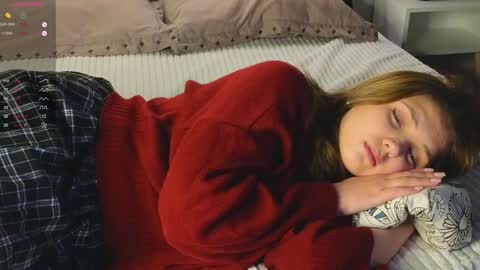 Erica online show from January 28, 8:36 pm