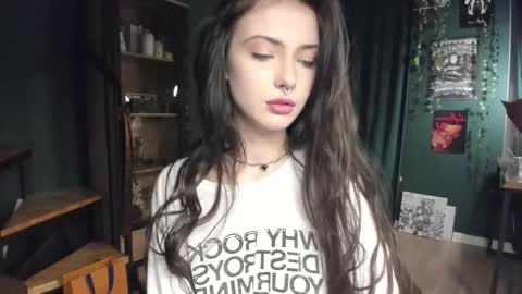 Adelina  online show from March 6, 7:10 pm