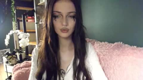 Adelina  online show from March 11, 10:09 pm