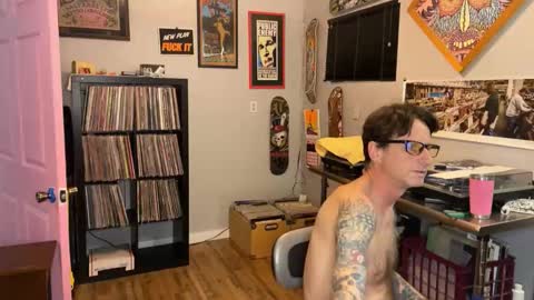 ZuperZexyZounds online show from February 13, 7:01 am