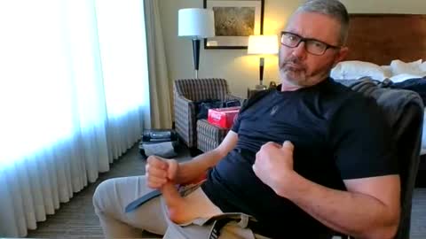 Snapshot of bobjones5003 chatting on February 28, 6:09 pm bobjones5003 online show from February 28, 6:09 pm