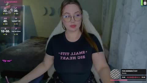  Lina  online show from January 15, 7:11 pm