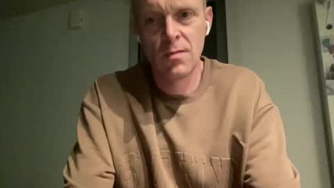 ask me online show from October 5, 8:27 pm