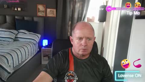 Ningifun couple online show from September 21, 5:44 am