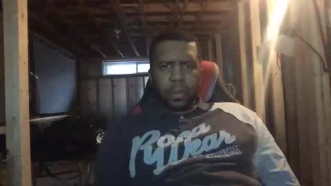 Bogarcon234 online show from November 18, 7:06 pm