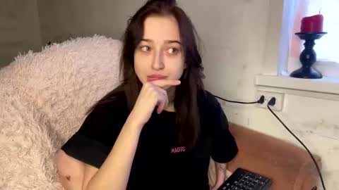 bohemia777 online show from April 6, 7:20 am