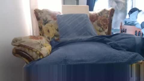 bolbil1 online show from March 2, 3:27 pm