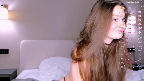 Olly online show from February 6, 5:30 pm