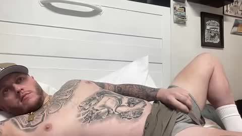 boner4you1994 online show from September 17, 1:53 am