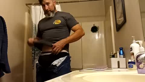 bongripingclitlicker online show from December 6, 3:57 am