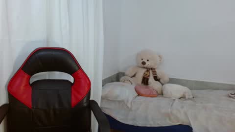 Bonnie online show from December 18, 3:58 am