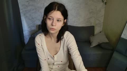 Jessy  Mark online show from April 5, 5:04 am