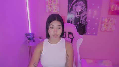 Bonnie online show from January 18, 2:12 pm