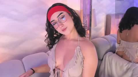 Bonnie online show from April 18, 9:04 pm