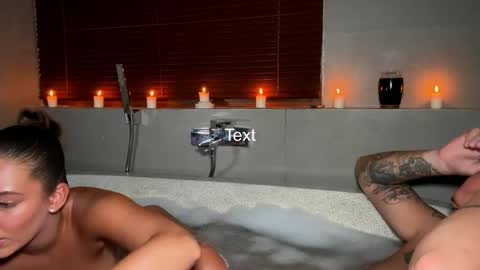 bonnieandclyde540767 online show from November 6, 3:48 pm