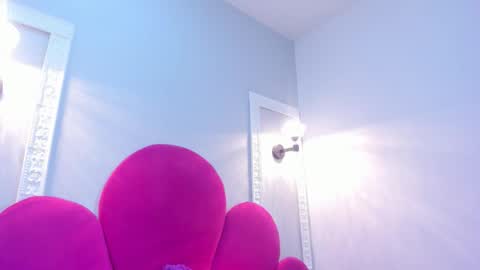 Bonnie online show from October 21, 2:10 pm