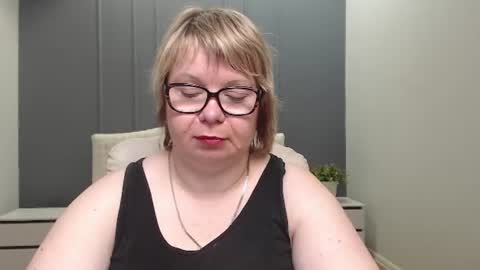 bonnnyboobsy online show from July 28, 7:39 pm