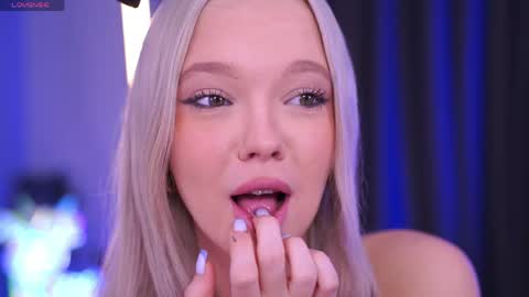 Alina online show from April 5, 8:00 am