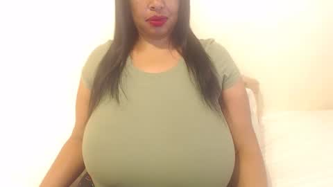 boobyqueen online show from October 21, 8:19 am