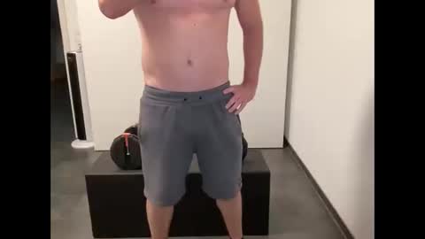 boopye online show from September 22, 7:12 am