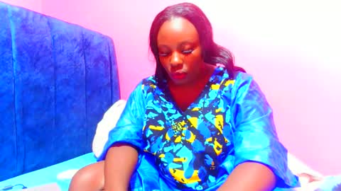 vee online show from December 25, 2:23 pm