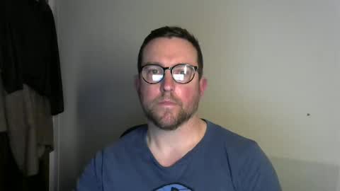 borisjames online show from December 31, 7:51 pm