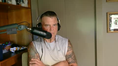 Snapshot of boss1420 chatting on September 10, 6:31 pm BOSS online show from September 10, 6:31 pm