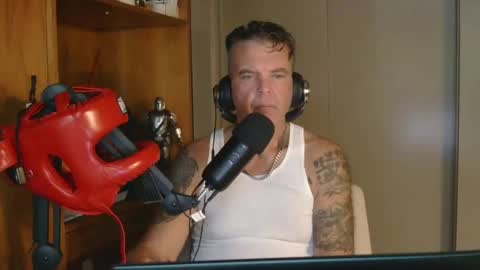 Snapshot of boss1420 chatting on October 24, 6:41 pm BOSS online show from October 24, 6:41 pm