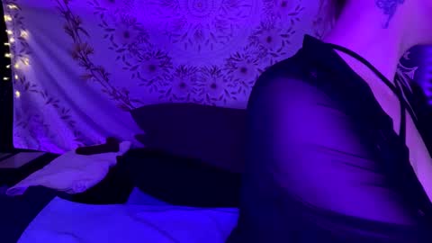 Snapshot of bossmomma chatting on January 28, 5:11 am BossMom online show from January 28, 5:11 am