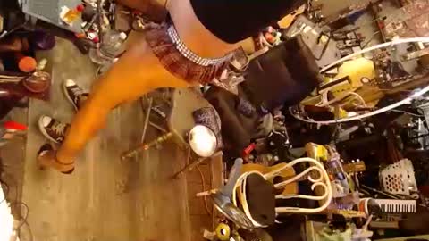 bouncybooty181369 online show from March 24, 2:34 pm