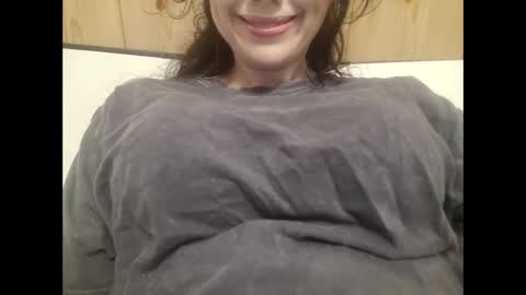 Bouncy Queen Majesty online show from September 24, 6:14 pm