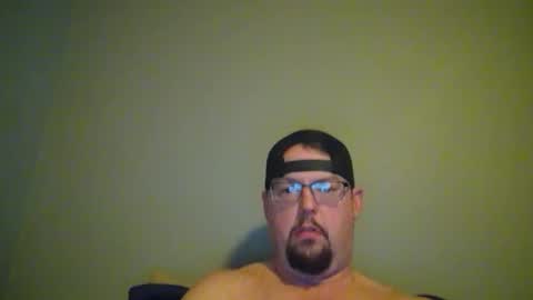 bowtieguy84 online show from March 31, 2:45 am