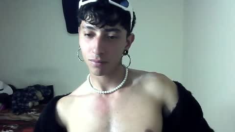 Boy Astro online show from January 21, 4:43 am