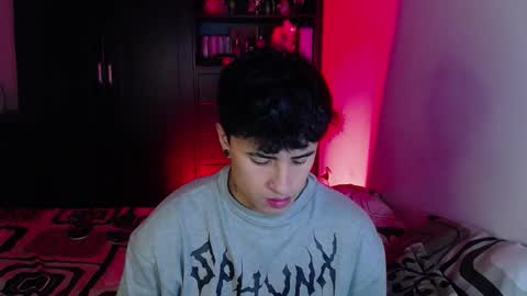 boy_nauthy online show from February 19, 12:54 am