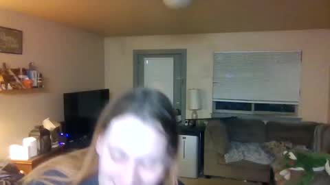 clay online show from November 19, 2:11 am