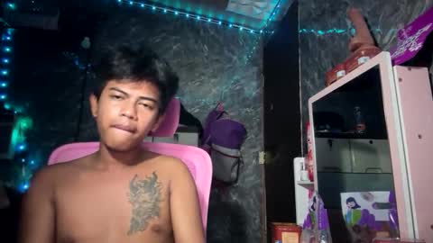 boyax online show from November 20, 4:59 pm