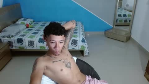 boyhot_sw online show from February 12, 2:45 am