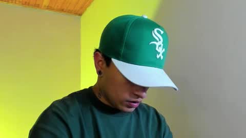 miguel  online show from March 22, 12:03 am