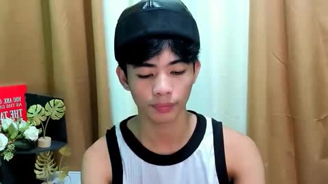 HI IM JAMES DONT FORGET GIVE ME THUMBS UP AND JOIN TO MY FANCLUB online show from November 18, 11:02 am