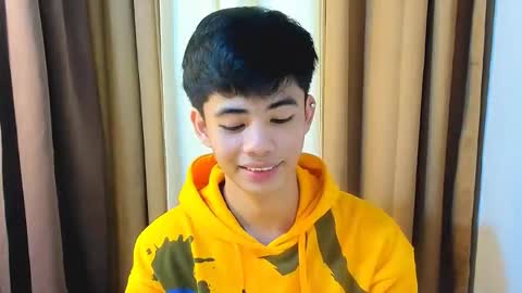 HI IM JAMES DONT FORGET GIVE ME THUMBS UP AND JOIN TO MY FANCLUB online show from January 12, 7:26 am