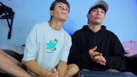 Paul and Max online show from February 10, 9:25 pm