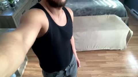 boytoy8969 online show from April 10, 12:43 pm