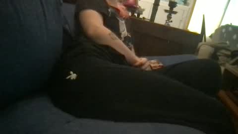 Snapshot of boywithbug chatting on January 31, 5:10 pm boywithbug online show from January 31, 5:10 pm