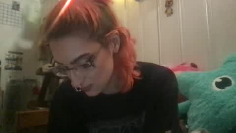 Snapshot of boywithbug chatting on January 29, 1:16 am boywithbug online show from January 29, 1:16 am