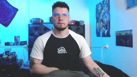 brad hot boy online show from October 21, 3:48 pm