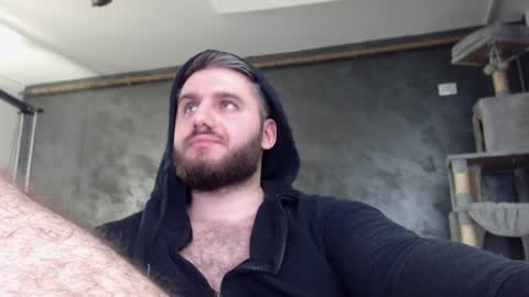 Snapshot of brad_pittfall chatting on February 7, 9:37 pm ask me online show from February 7, 9:37 pm