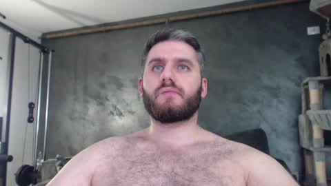 Snapshot of brad_pittfall chatting on December 22, 4:06 pm ask me online show from December 22, 4:06 pm